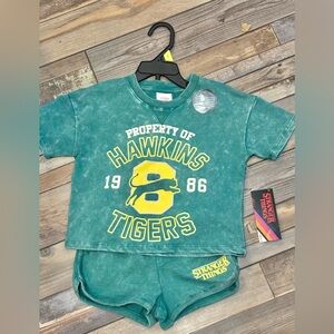 NWT Stranger Things outfit size 3T